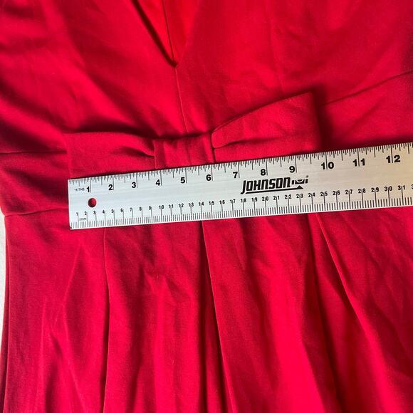 C Women Sexy Dress size XL fits like size L Red V-neck Knee Length Back Bow - Picture 3 of 13